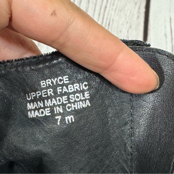 Jeffrey Campbell x LF  Crushed Velvet Buckled Boots Vintage Gothic look 7 GuC - Picture 8 of 16